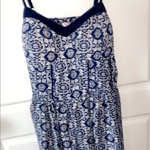 Excellent condition, navy patterned dress.